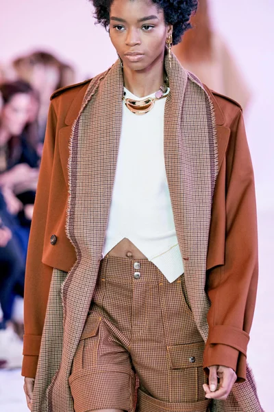 Look 58